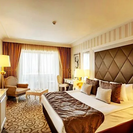 Hotel Ada