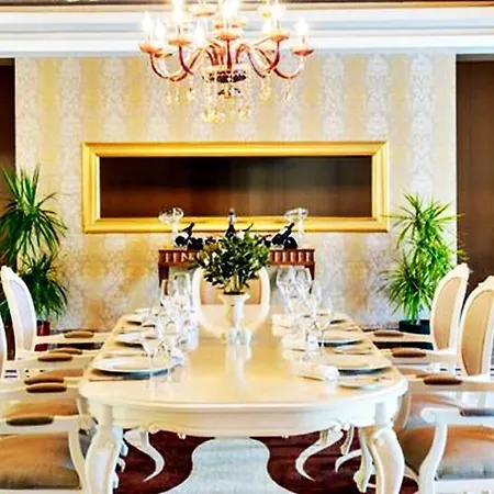 Ada Hotell