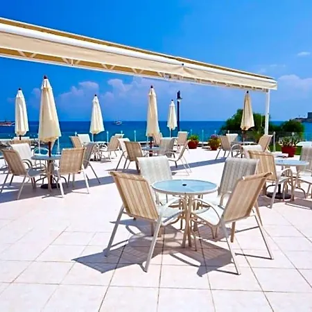 Ada 3* Καραβάς