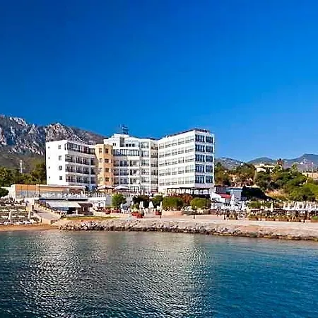 Ada Ξενοδοχείο