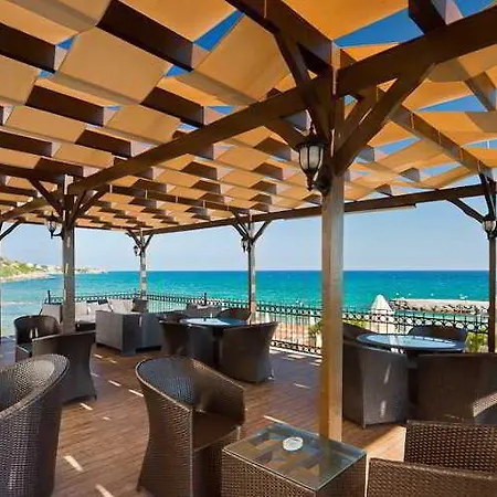 Ada Hotel 3*